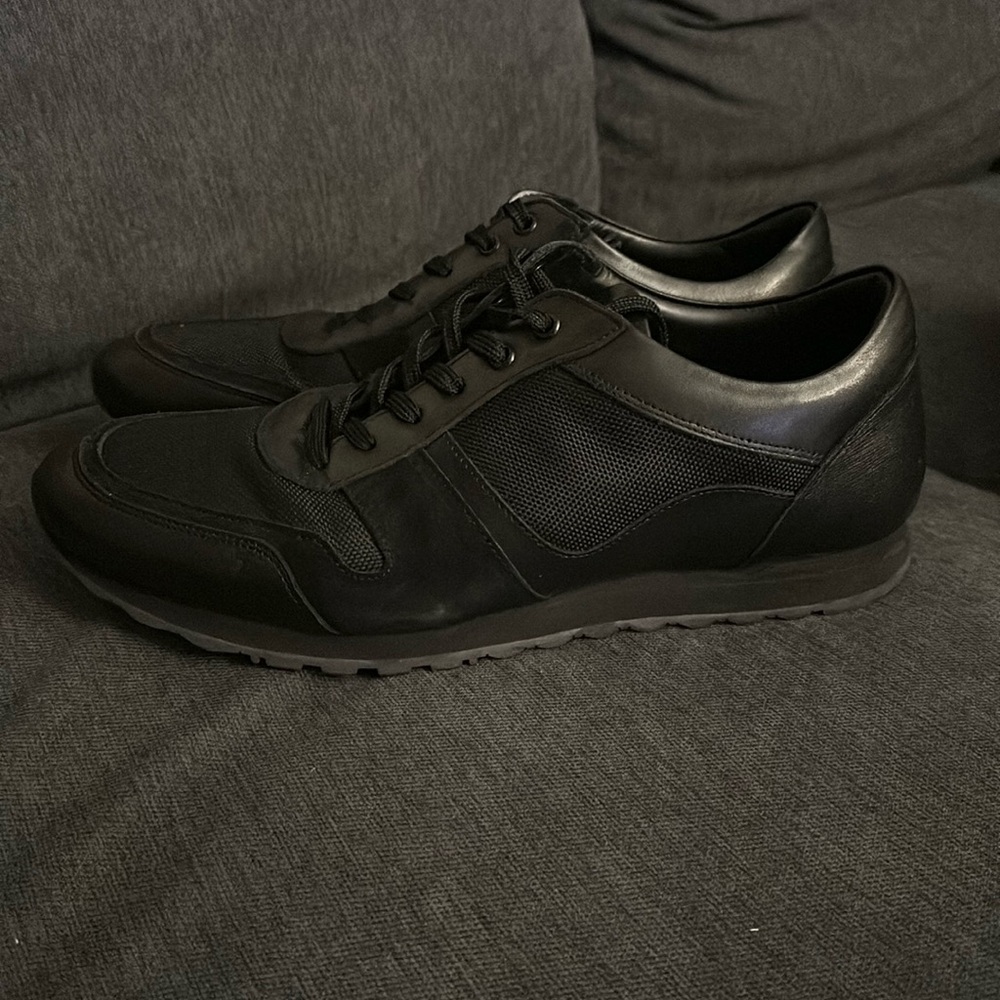 Charles Tyrwhitt Black Leather Sneaker - Size 11